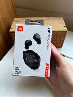 JBL Vibe Buds True Wireless Earbuds - Black Water Resistant